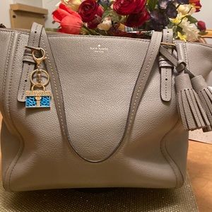 GUC Kate Spade Grey Pebbled Leather Tote $75